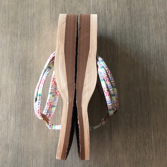 Rocket Dog Women Flip Flop - Picture 6 of 7